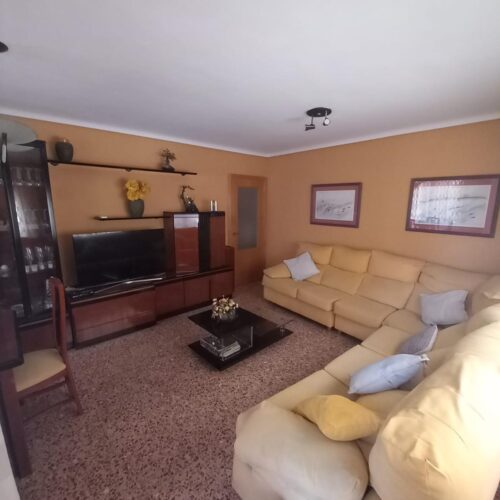 WhatsApp Image 2025-04-01 at 17.08.10 WhatsApp Image 2025-04-01 at 17.08.10